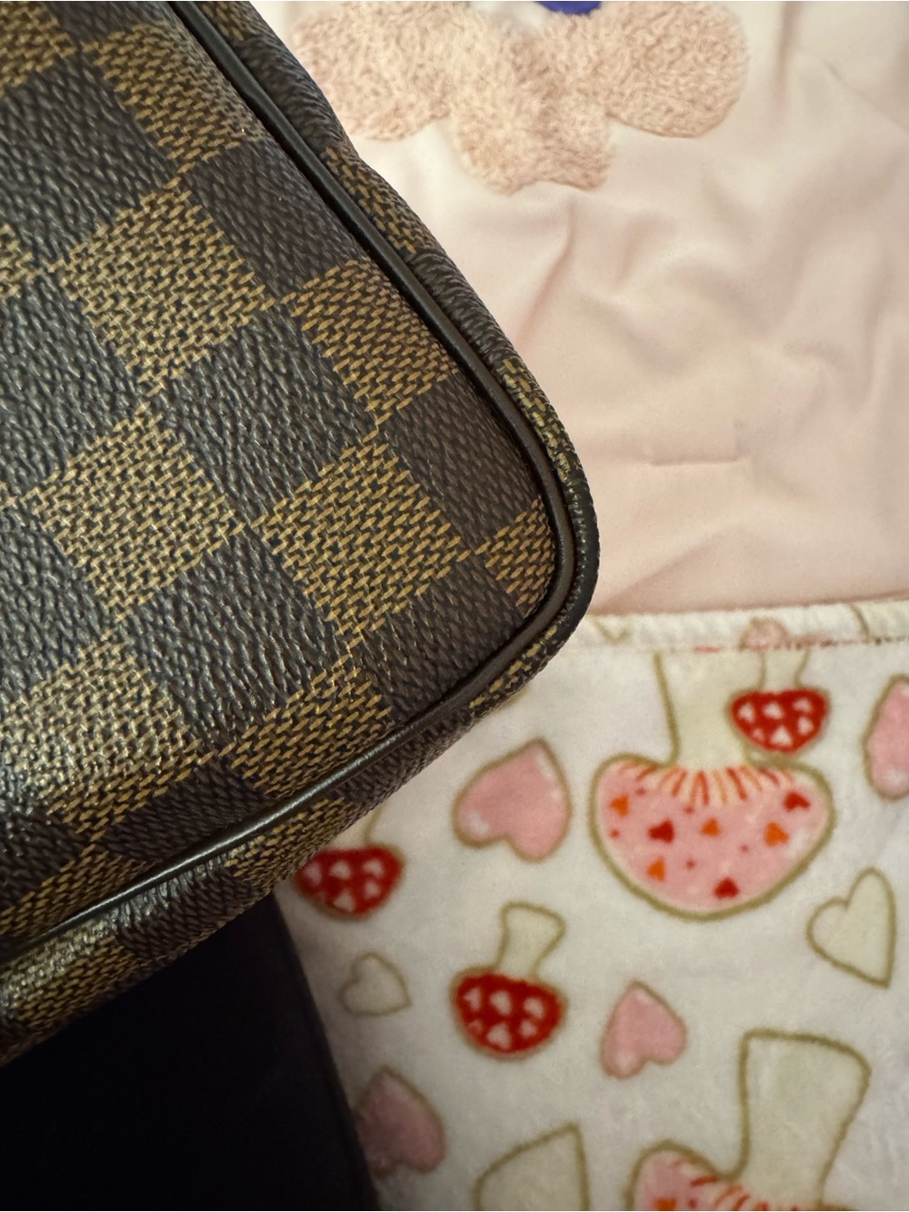 Louis Vuitton Damier Ebene Speedy 30 - Picture 15 of 16